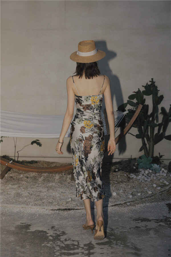 Floral dress - Hepburn style